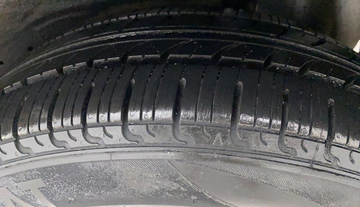2015 Maruti Celerio ZXI AMT, Petrol, Automatic, 23,565 km, Left Rear Tyre Tread