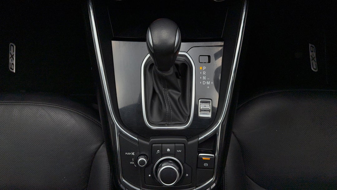 2017 Mazda CX-9 Gt (AWD), Automatic, 114999 km, Gear Lever 