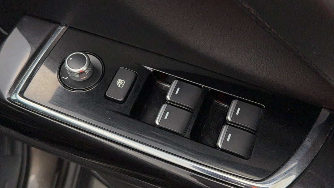 2017 Mazda CX-9 Gt (AWD), Automatic, 114999 km, Drivers Side Door Panel Controls