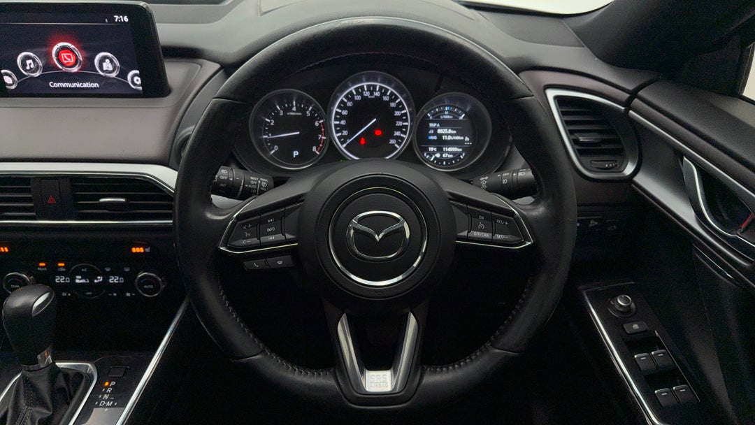 2017 Mazda CX-9 Gt (AWD), Automatic, 114999 km, Steering Wheel Close-up