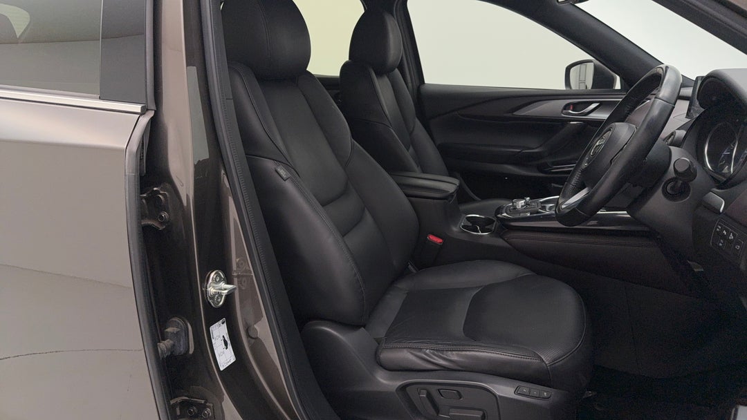 2017 Mazda CX-9 Gt (AWD), Automatic, 114999 km, Right Side Front Door Cabin View