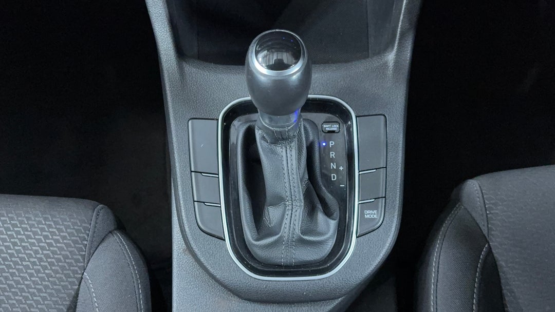 2019 Hyundai i30 Active, Automatic, 165648 km, Gear Lever 