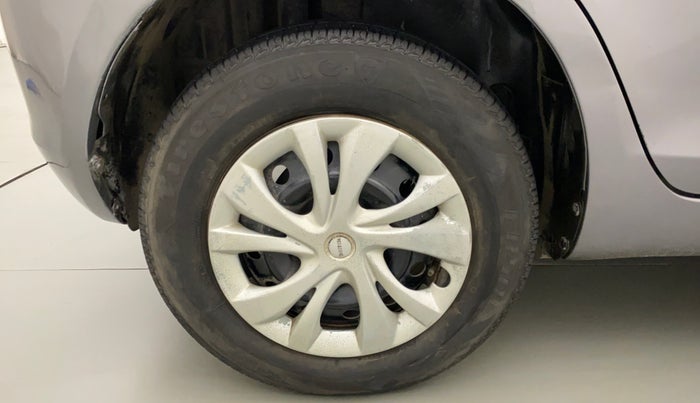2012 Maruti Swift VDI, Diesel, Manual, 1,02,466 km, Right Rear Wheel