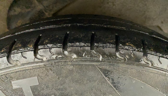 2012 Hyundai i10 MAGNA 1.1, Petrol, Manual, 72,222 km, Left Rear Tyre Tread