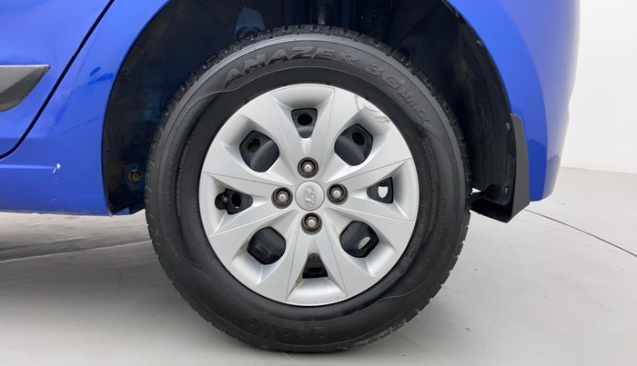 2015 Hyundai Elite i20 SPORTZ 1.2, Petrol, Manual, 38,063 km, Left Rear Wheel
