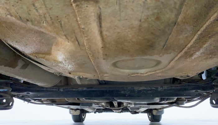 2015 Volkswagen Vento HIGHLINE 1.6 MPI, Petrol, Manual, 46,764 km, Rear Underbody