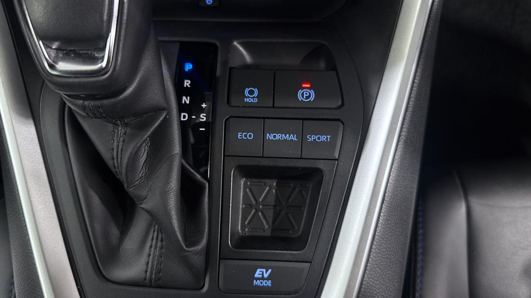 2022 Toyota RAV4 Xse (2WD) Hybrid, Automatic, 35441 km, Handbrake