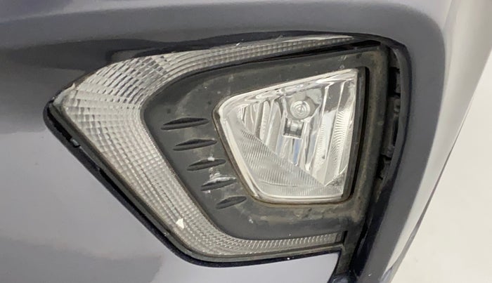 2018 Hyundai Creta SX 1.6 DIESEL, Diesel, Manual, 1,28,412 km, Left fog light - Not fixed properly