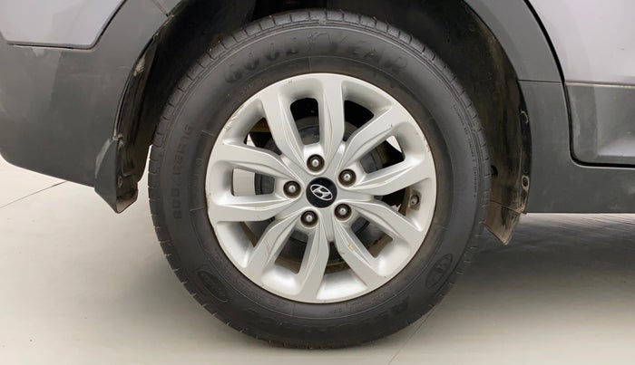 2018 Hyundai Creta SX 1.6 DIESEL, Diesel, Manual, 1,28,412 km, Right Rear Wheel
