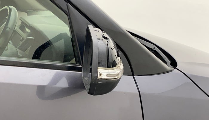 2018 Hyundai Creta SX 1.6 DIESEL, Diesel, Manual, 1,28,412 km, Right rear-view mirror - Indicator light not working