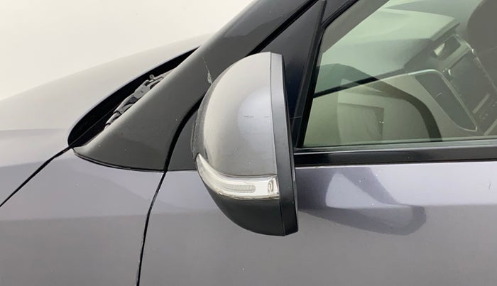 2018 Hyundai Creta SX 1.6 DIESEL, Diesel, Manual, 1,28,412 km, Left rear-view mirror - Indicator light has minor damage