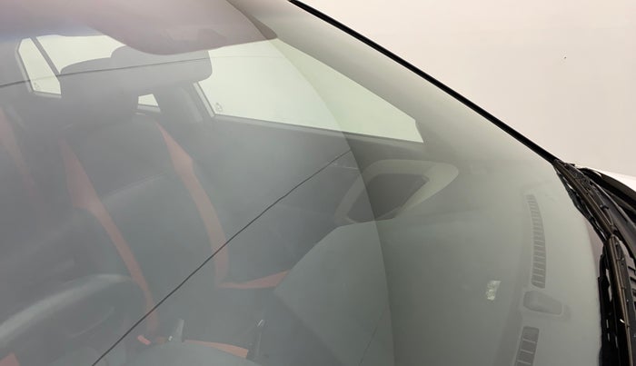 2016 Hyundai Creta SX PLUS AT 1.6 PETROL, Petrol, Automatic, 74,364 km, Front windshield - Minor spot on windshield