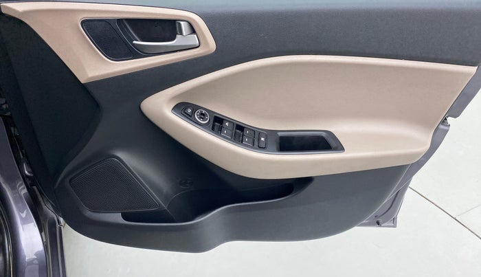 2018 Hyundai Elite i20 ASTA 1.2 (O), Petrol, Manual, 22,543 km, Driver Side Door Panels Control