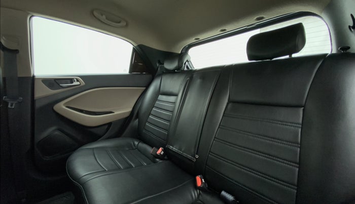 2018 Hyundai Elite i20 ASTA 1.2 (O), Petrol, Manual, 22,543 km, Right Side Rear Door Cabin