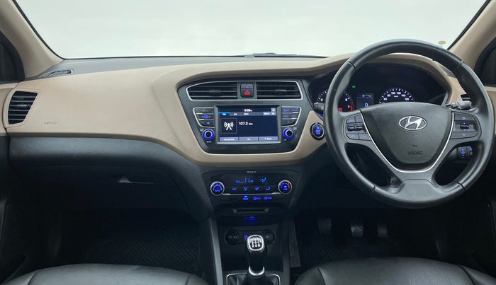 2018 Hyundai Elite i20 ASTA 1.2 (O), Petrol, Manual, 22,543 km, Dashboard