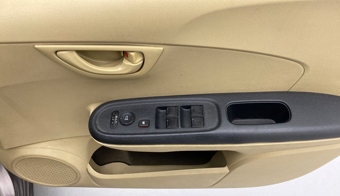 2014 Honda Brio S MT, Petrol, Manual, 75,029 km, Driver Side Door Panels Control