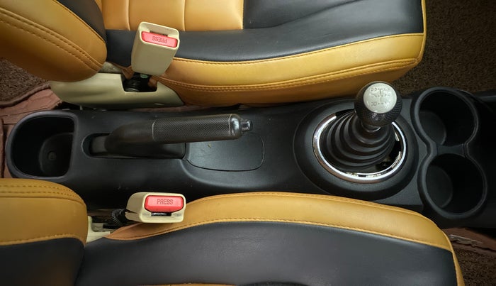 2014 Honda Brio S MT, Petrol, Manual, 75,029 km, Gear Lever