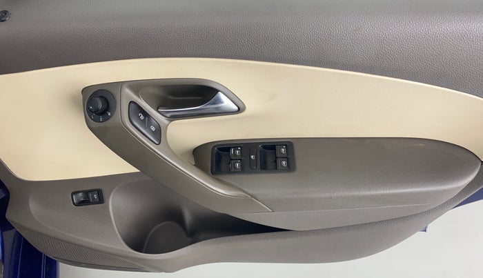 2014 Volkswagen Vento HIGHLINE PETROL, Petrol, Manual, 89,614 km, Driver Side Door Panels Control