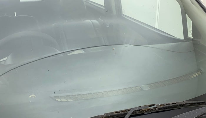 2014 Maruti Wagon R 1.0 VXI, Petrol, Manual, 97,752 km, Front windshield - Minor spot on windshield