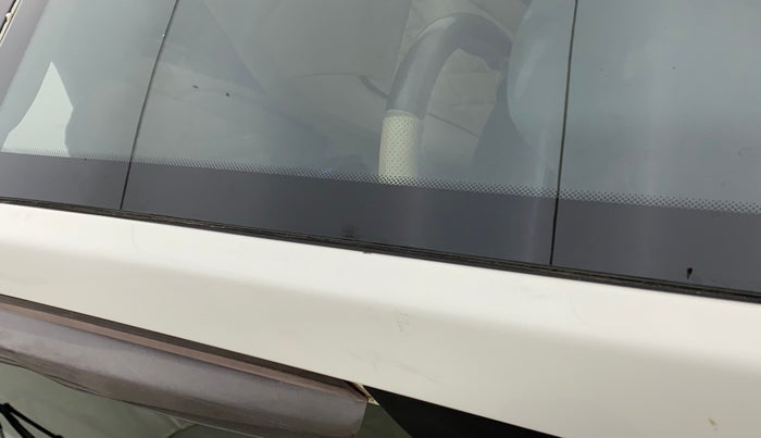 2013 Hyundai Eon MAGNA +, Petrol, Manual, 36,821 km, Right A pillar - Minor scratches