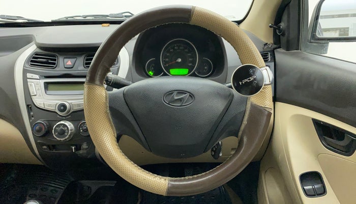 2013 Hyundai Eon MAGNA +, Petrol, Manual, 36,821 km, Steering Wheel Close Up
