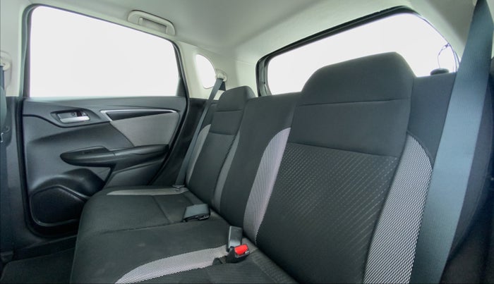 2017 Honda WR-V 1.2 i-VTEC VX MT, Petrol, Manual, 18,954 km, Right Side Rear Door Cabin