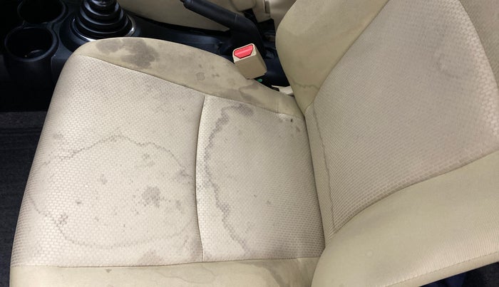 2017 Honda Amaze 1.2L I-VTEC S, Petrol, Manual, 52,607 km, Front left seat (passenger seat) - Cover slightly stained