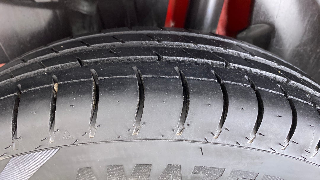 Left Rear Tyre Tread