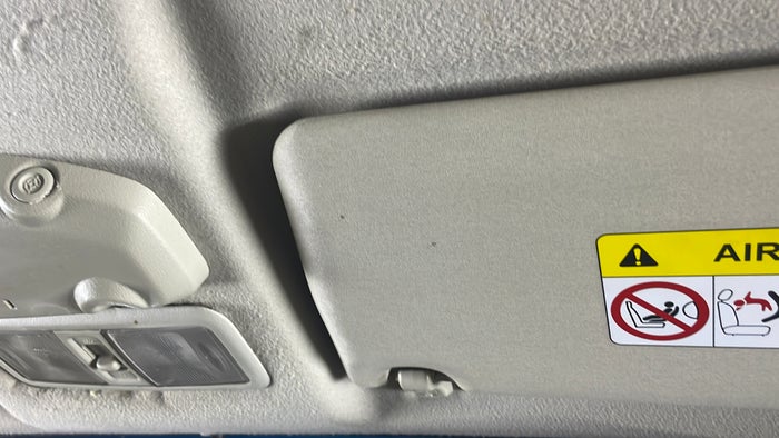 MITSUBISHI PAJERO-Ceiling Sun visor stain
