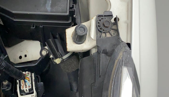2020 Honda City 1.5L I-VTEC ZX CVT, Petrol, Automatic, 34,860 km, Left headlight - Clamp has minor damage