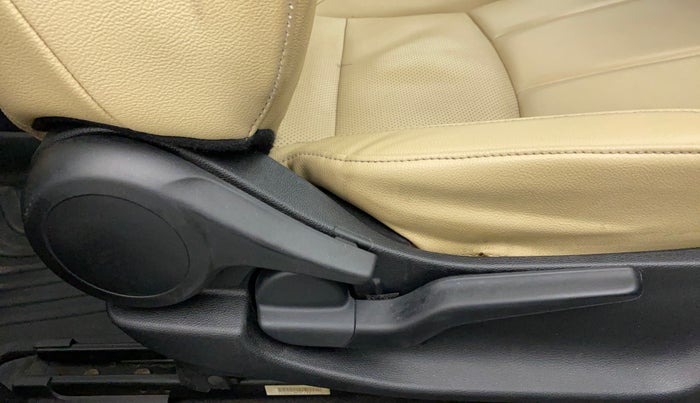 2020 Honda City 1.5L I-VTEC ZX CVT, Petrol, Automatic, 34,860 km, Driver Side Adjustment Panel