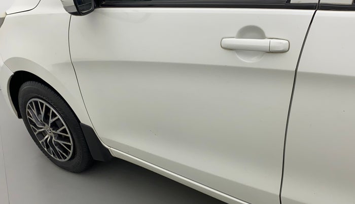 2016 Maruti Celerio ZXI, Petrol, Manual, 1,23,186 km, Front passenger door - Slightly dented