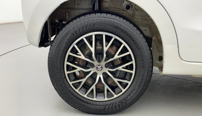 2016 Maruti Celerio ZXI, Petrol, Manual, 1,23,186 km, Right Rear Wheel