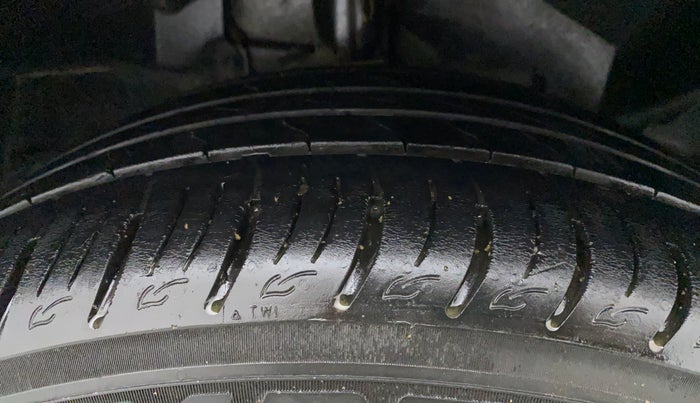 2019 Ford Ecosport TITANIUM 1.5L DIESEL, Diesel, Manual, 77,858 km, Right Front Tyre Tread