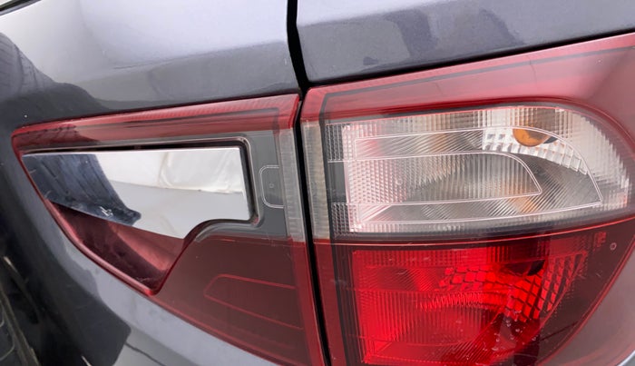 2019 Ford Ecosport TITANIUM 1.5L DIESEL, Diesel, Manual, 77,858 km, Right tail light - Minor damage