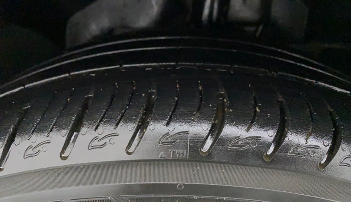 2019 Ford Ecosport TITANIUM 1.5L DIESEL, Diesel, Manual, 77,858 km, Left Front Tyre Tread