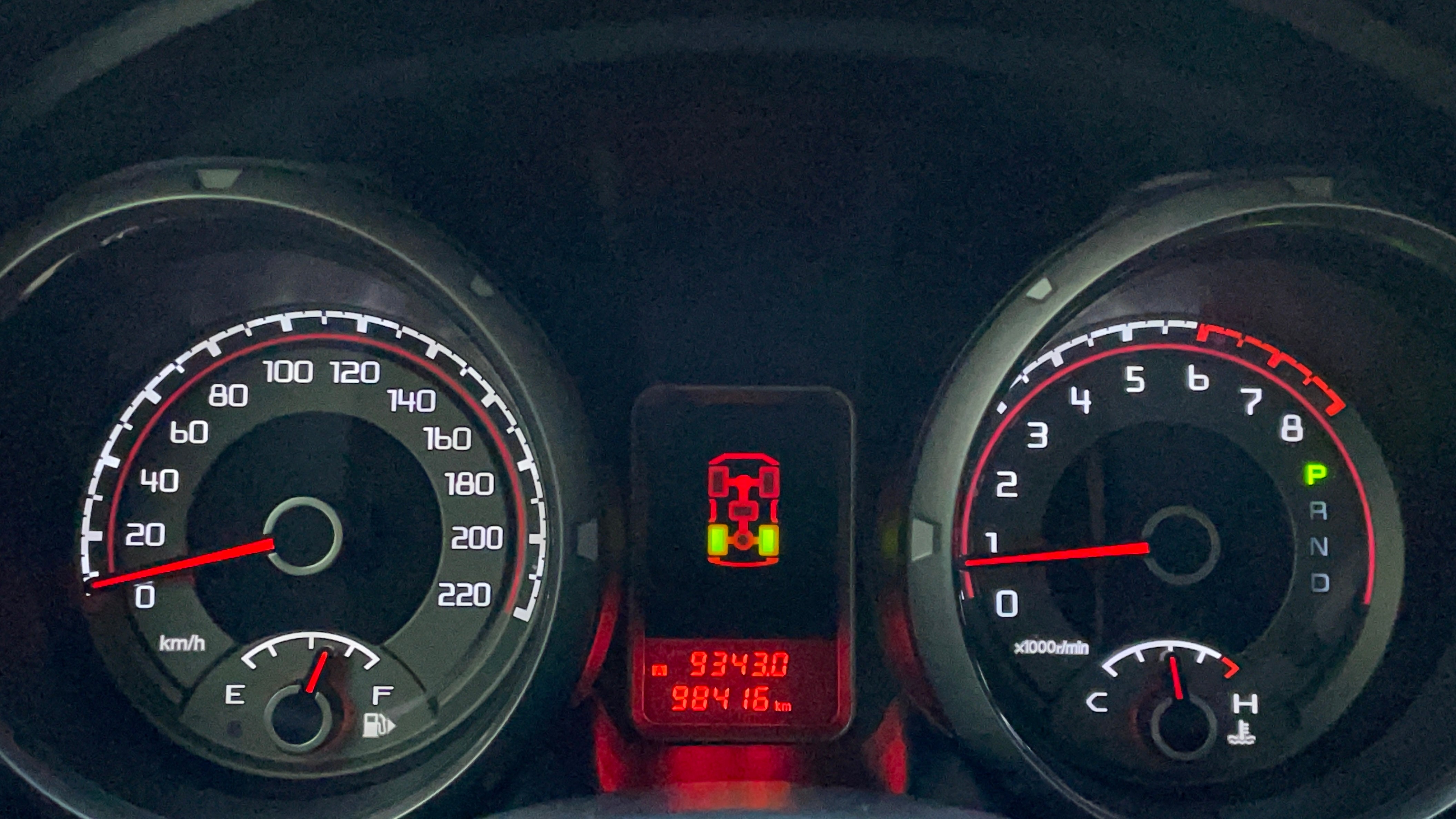 Mitsubishi Pajero-Odometer View
