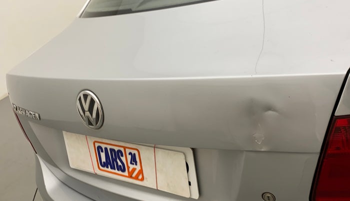 2012 Volkswagen Vento TRENDLINE 1.6, Petrol, Manual, 1,21,003 km, Dicky (Boot door) - Minor scratches