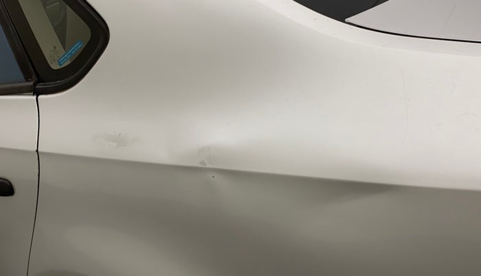 2012 Volkswagen Vento TRENDLINE 1.6, Petrol, Manual, 1,21,003 km, Left quarter panel - Minor scratches