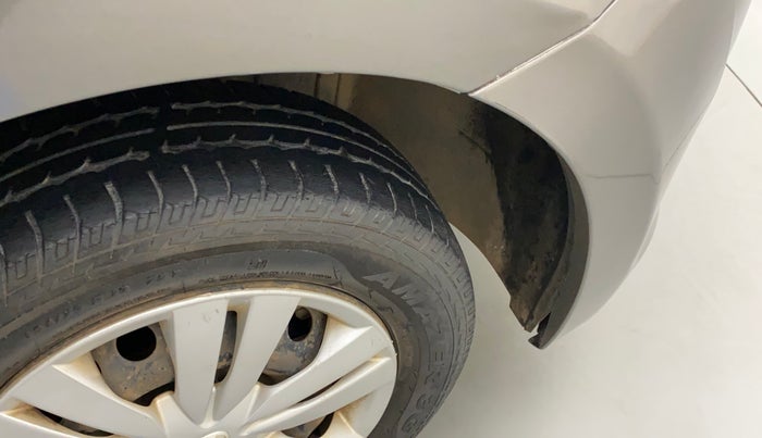 2016 Datsun Go Plus T, Petrol, Manual, 40,350 km, Right fender - Lining loose