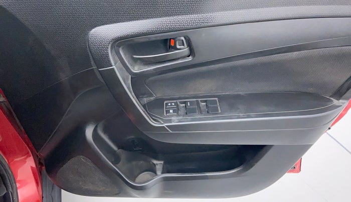 2019 Maruti Vitara Brezza VDI AMT, Diesel, Automatic, 67,737 km, Driver Side Door Panel Controls