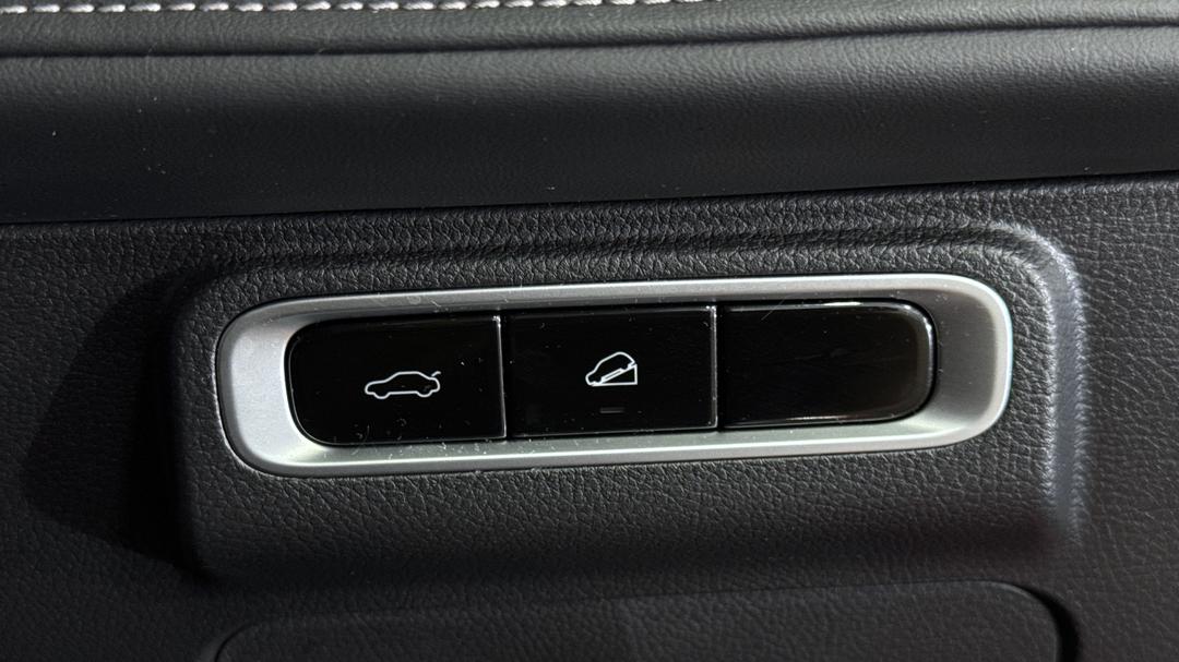 2023 Chery Tiggo 7 Pro Ultimate AWD, Automatic, 25500 km, Utility Switches/Buttons