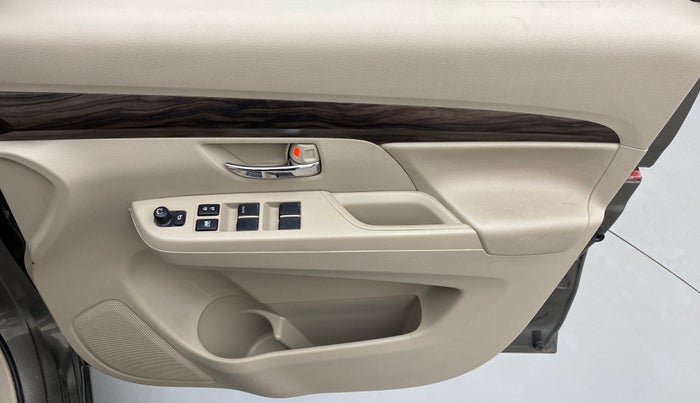 2019 Maruti Ertiga ZXI Plus SHVS, Petrol, Manual, 29,720 km, Driver Side Door Panels Control