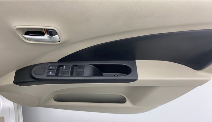 2016 Maruti Celerio VXI d, Petrol, Manual, 53,950 km, Driver Side Door Panels Control