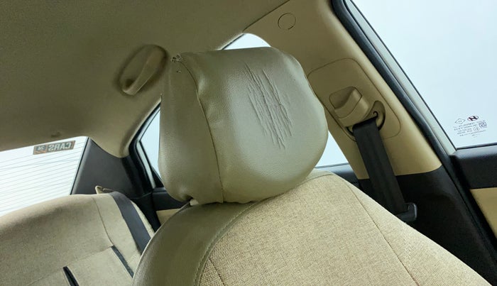 2016 Hyundai Verna 1.6 CRDI SX, Diesel, Manual, 1,15,155 km, Front left seat (passenger seat) - Cover slightly torn