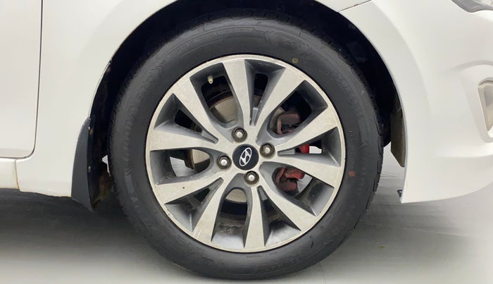 2016 Hyundai Verna 1.6 CRDI SX, Diesel, Manual, 1,15,155 km, Right Front Wheel