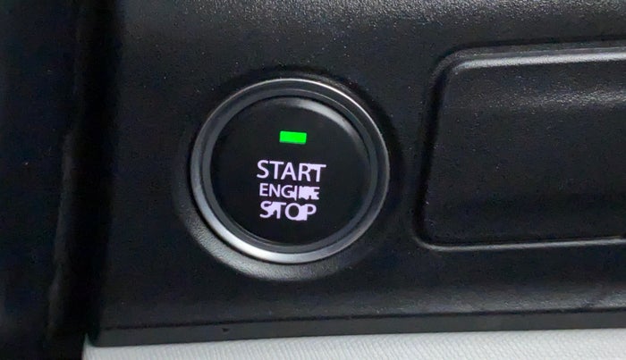2020 Tata ALTROZ XZ PETROL, Petrol, Manual, 17,780 km, Keyless Start/ Stop Button