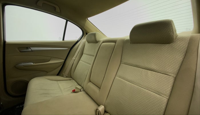 2010 Honda City V AT, Petrol, Automatic, 61,053 km, Right Side Rear Door Cabin