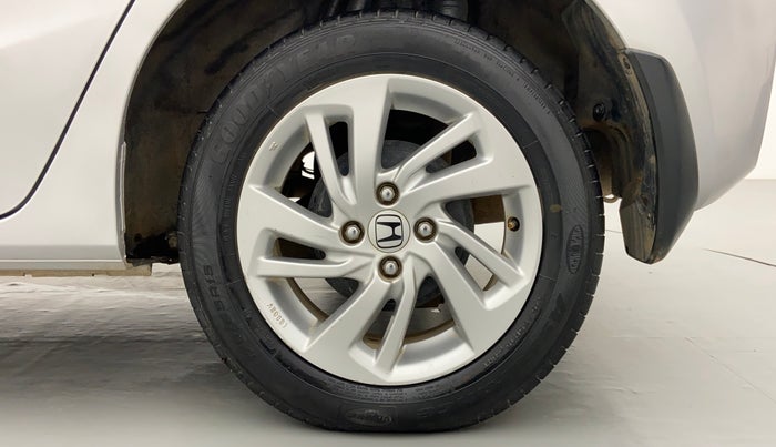 2016 Honda Jazz 1.2 V MT, Petrol, Manual, 27,819 km, Left Rear Wheel