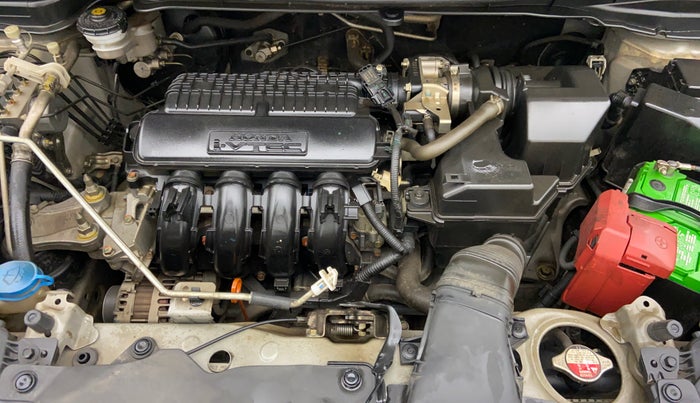 2016 Honda Jazz 1.2 V MT, Petrol, Manual, 27,819 km, Open Bonet